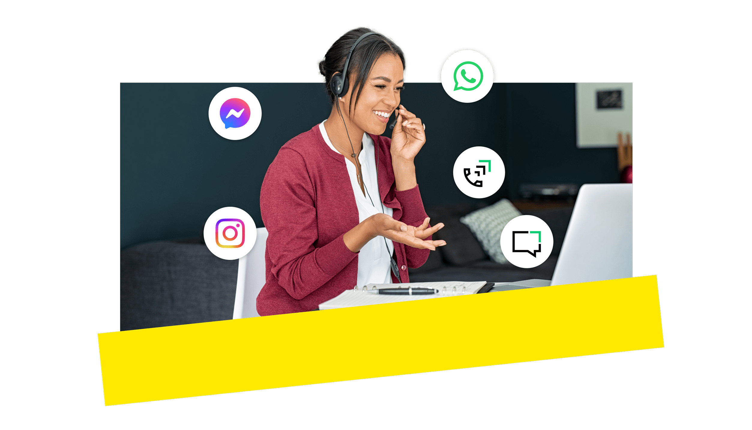 Inhaber eines Kleinunternehmens nutzt unkompliziert die Tools von GoTo Connect CX.