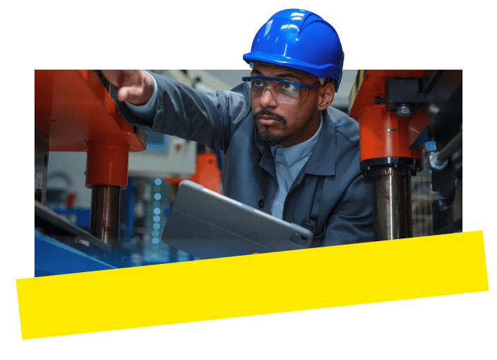 Ein Ingenieur nutzt GoTo Connect für die Live-Zusammenarbeit mit einem Anbieter, um die korrekte Einrichtung von Maschinen sicherzustellen.